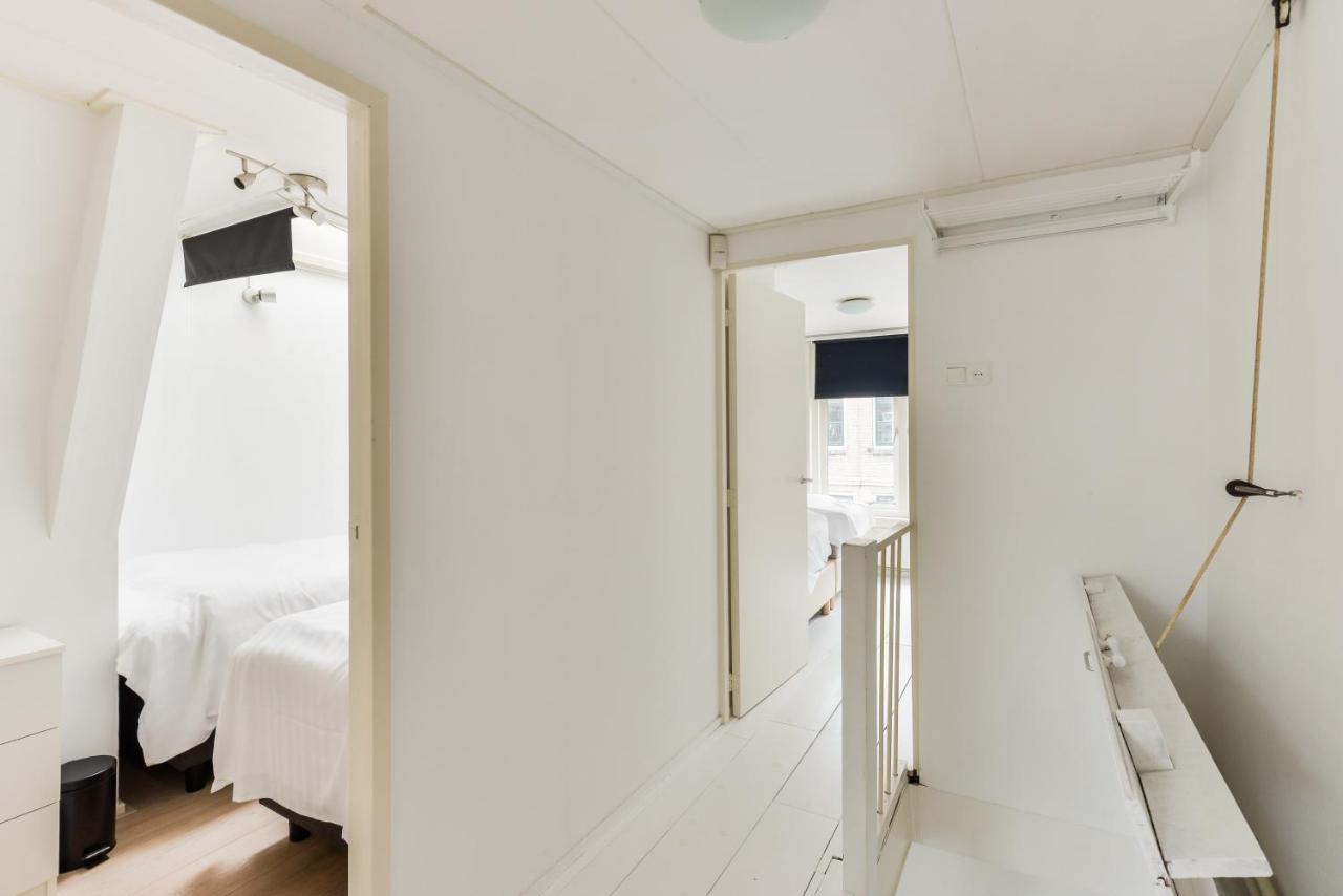 Large Family House Near Station, A'Dam And Bergen Apartment Алкмаар Екстериор снимка